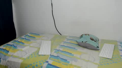 sallomeh_ online show from February 2026 01:50:02 AM