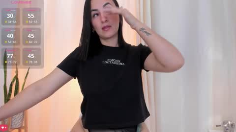 Silvia online show from September 2025 12:16:02 PM