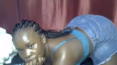 sally_bee1 online show from May 2026 04:09:02 AM