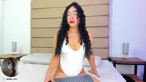 sally rosses online show from September 2025 12:05:02 PM