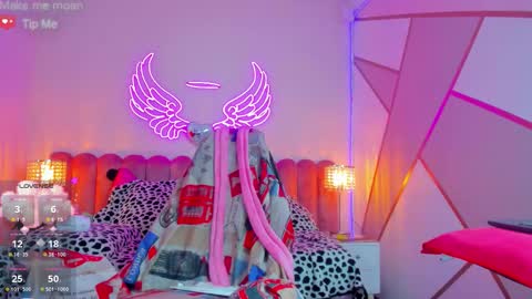 miss Sally online every night from 1am to 8am  Colombia time online show from November 2025 10:15:02 AM