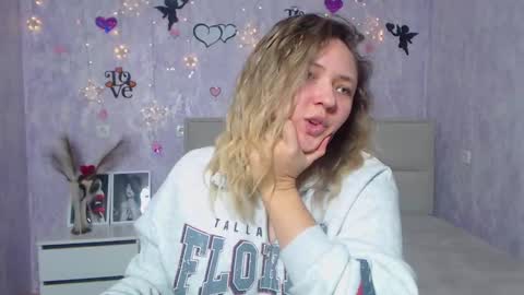 Sally online show from February 2025 07:16:02 PM