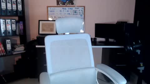 Snapshot of salome_010 chatting on December 2024 07:01:02 PM Salome online show from December 2024 07:01:02 PM