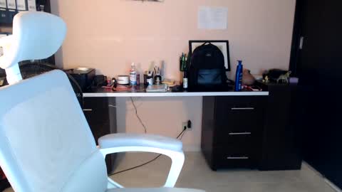 Snapshot of salome_010 chatting on February 2025 10:42:02 PM Salome online show from February 2025 10:42:02 PM