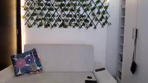 Snapshot of salome_010 chatting on September 2025 08:31:02 PM Salome online show from September 2025 08:31:02 PM