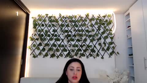 Snapshot of salome_010 chatting on September 2025 02:29:02 PM Salome online show from September 2025 02:29:02 PM