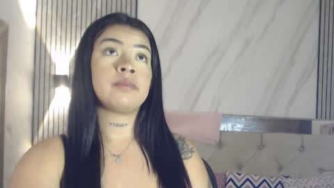 Snapshot of salome__palmer chatting on May 2026 08:18:01 PM online show from May 2026 08:18:01 PM