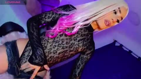 Snapshot of salome_saenz666 chatting on July 2026 05:37:01 AM salome_saenz666 online show from July 2026 05:37:01 AM