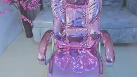 Salome  online show from December 2025 01:18:02 PM