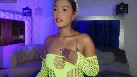 Salome online show from April 2026 12:21:01 PM