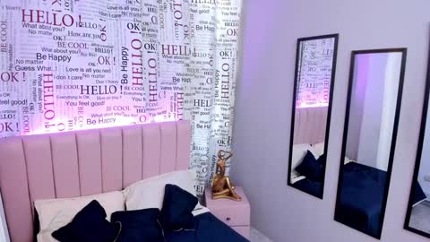 Salome online show from December 2024 06:02:02 PM