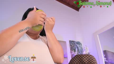 Salome online show from December 2024 01:30:02 PM