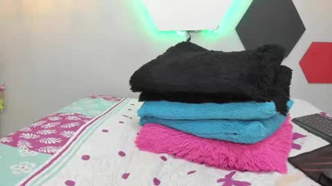 martina online show from February 2025 04:19:02 AM