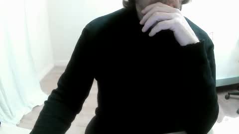 Snapshot of saltimbanquier chatting on December 2024 12:40:02 PM Saltimbanquier Salt ou Banquier online show from December 2024 12:40:02 PM