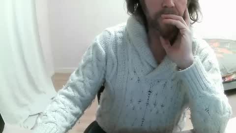 Snapshot of saltimbanquier chatting on February 2025 12:37:02 PM Saltimbanquier Salt ou Banquier online show from February 2025 12:37:02 PM