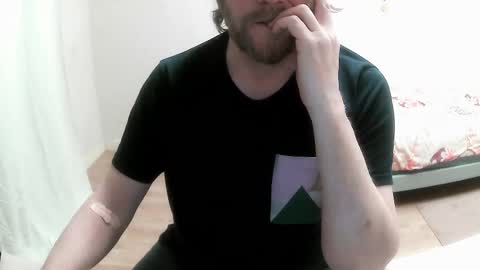 Snapshot of saltimbanquier chatting on March 2025 02:40:01 PM Saltimbanquier Salt ou Banquier online show from March 2025 02:40:01 PM