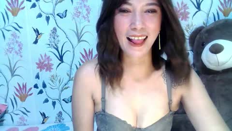 Snapshot of saltwatermuse chatting on September 2025 03:48:01 PM Ask me online show from September 2025 03:48:01 PM