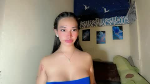 Snapshot of salva_fuckdoll chatting on July 2026 12:18:02 AM Salva online show from July 2026 12:18:02 AM