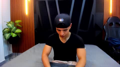 SALVATORE online show from January 2025 08:13:02 PM