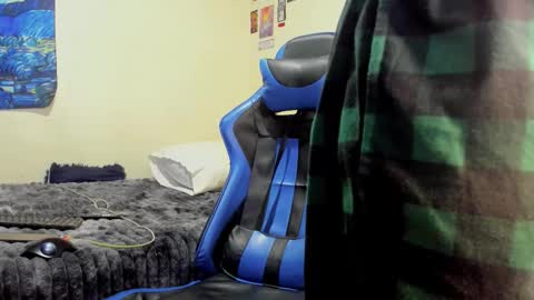   online show from October 2025 01:13:02 AM