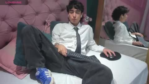 Snapshot of salvatore_monterey chatting on December 2024 08:47:02 PM salvatore online show from December 2024 08:47:02 PM