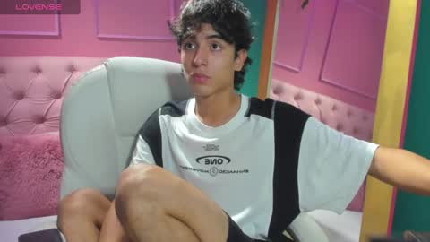 Snapshot of salvatore_monterey chatting on January 2025 10:41:02 PM salvatore online show from January 2025 10:41:02 PM