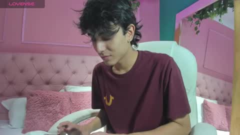 Snapshot of salvatore_monterey chatting on January 2025 09:25:02 PM salvatore online show from January 2025 09:25:02 PM