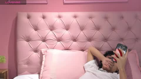 Snapshot of salvatore_monterey chatting on February 2025 01:02:01 AM salvatore online show from February 2025 01:02:01 AM