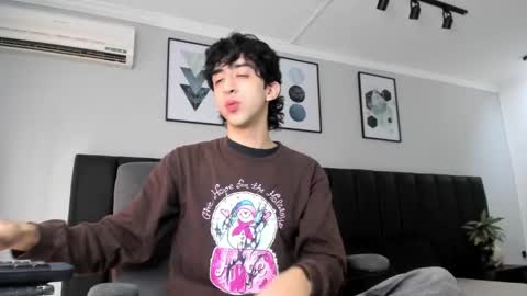 Snapshot of salvatore_monterey chatting on March 2025 01:36:01 PM salvatore online show from March 2025 01:36:01 PM