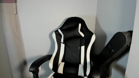 salvatore_montt online show from February 2025 03:42:01 AM