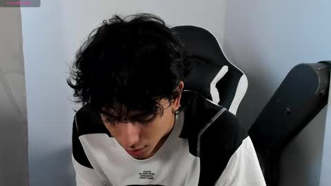 salvatore_montt online show from February 2025 09:48:01 PM