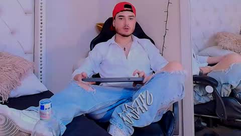  Salvatore online show from February 2026 09:30:01 PM