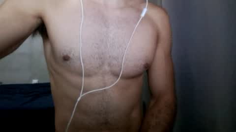 Snapshot of sam092228735 chatting on August 2026 04:33:01 AM sam092228735 online show from August 2026 04:33:01 AM