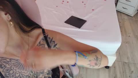 SAM MANSON online show from February 2025 06:19:01 PM