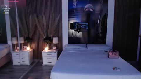 SAM MANSON online show from December 2025 01:08:01 PM