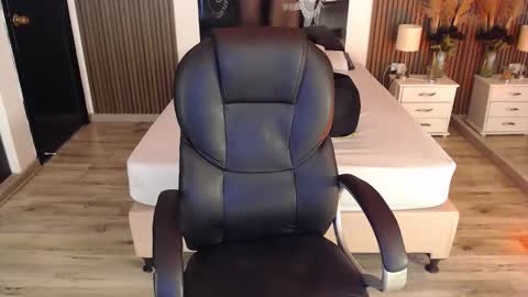 SAM MANSON online show from February 2026 12:12:01 PM