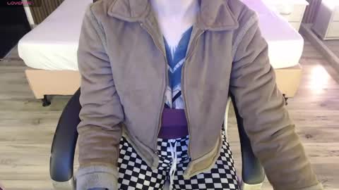 SAM MANSON online show from June 2026 12:18:02 PM