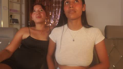 Samantha Roberts online show from November 2025 07:46:02 PM