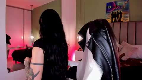  Samantha  online show from November 2025 11:42:02 PM