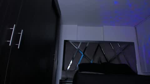 samaay_ online show from December 2024 02:01:02 AM