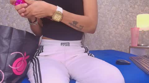 Snapshot of samanta_360 chatting on January 2025 11:53:01 AM Samanta online show from January 2025 11:53:01 AM