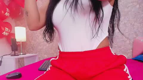 Snapshot of samanta_360 chatting on February 2025 12:01:02 PM Samanta online show from February 2025 12:01:02 PM