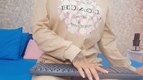 Snapshot of samanta_360 chatting on February 2025 11:50:02 AM Samanta online show from February 2025 11:50:02 AM