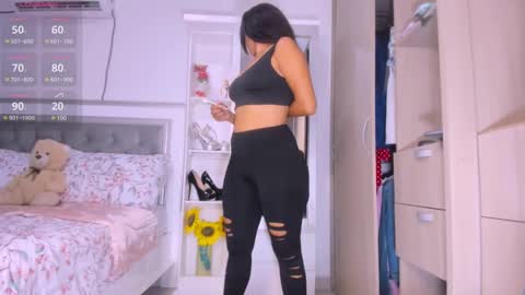 carolina online show from February 2025 01:51:01 AM