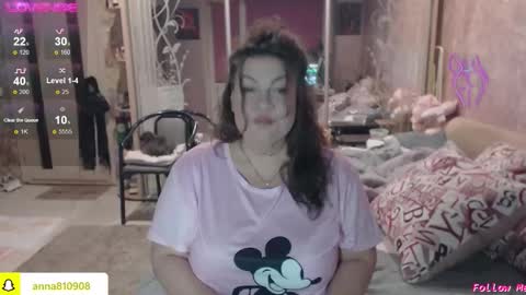 Snapshot of samanta_shy chatting on November 2025 07:24:01 PM Marry online show from November 2025 07:24:01 PM