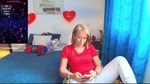 Samanta Stone online show from February 2025 06:00:01 PM