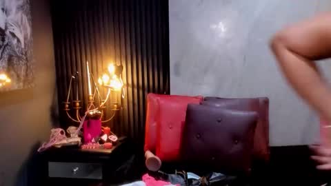 Samanta online show from April 2026 07:16:01 PM