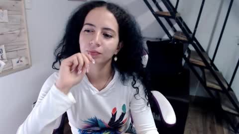 samantha online show from December 2025 07:00:01 PM