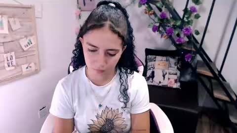 Snapshot of samantha2girl chatting on June 2026 05:04:02 PM samantha online show from June 2026 05:04:02 PM