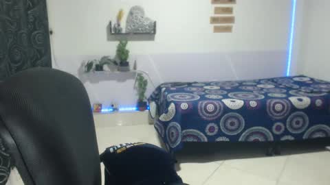 Snapshot of samantha__morris chatting on December 2024 12:08:02 AM sammy online show from December 2024 12:08:02 AM